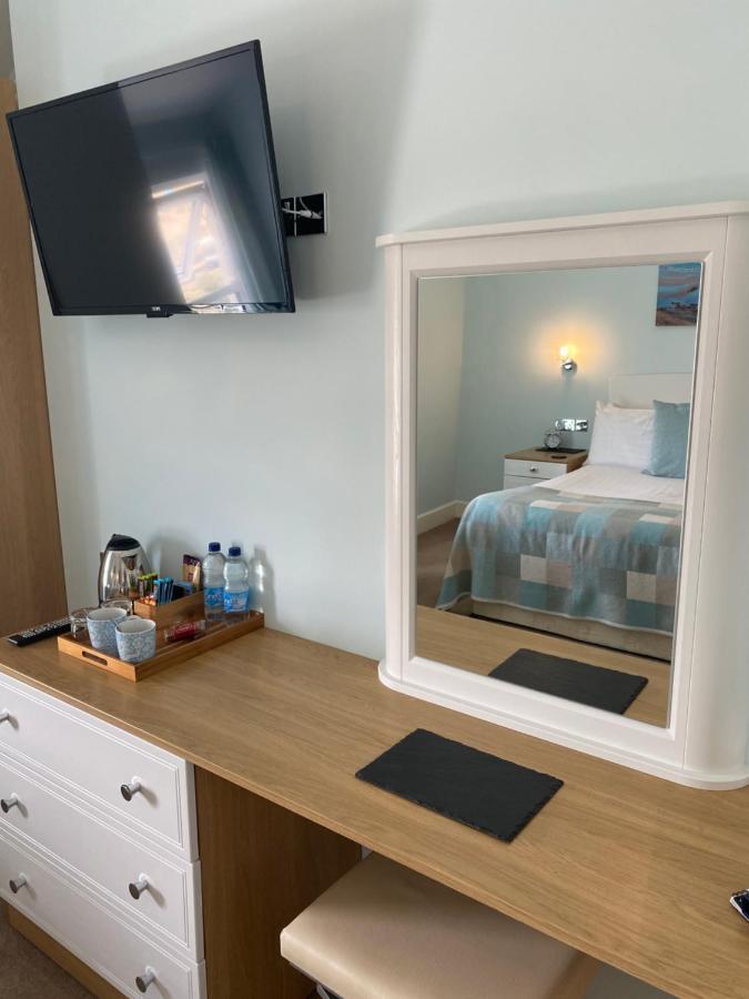 Oceandrive Bed & Breakfast บาร์มัธ ภายนอก รูปภาพ